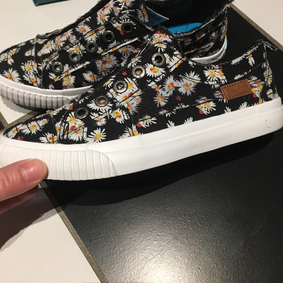 🌻Blowfish sunflower 🌻 Sneaker s - Picture 12 of 14